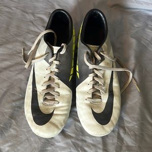 Men’s soccer cleats
